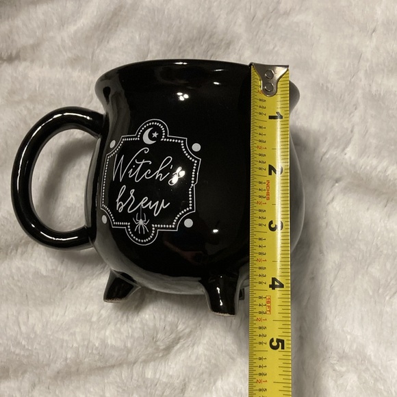 NWOT “WITCHES BREW” CAULDRON SHAPED MUG - Picture 5 of 5